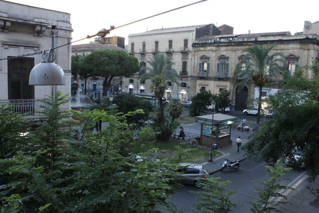 La Casa Di Isabella Acomodação com café da manhã Catânia Exterior foto