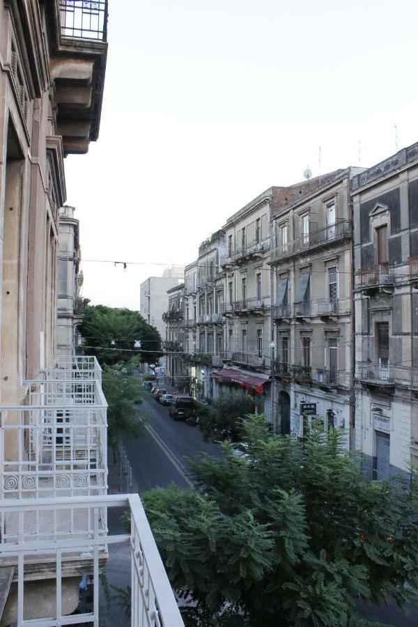 La Casa Di Isabella Acomodação com café da manhã Catânia Exterior foto