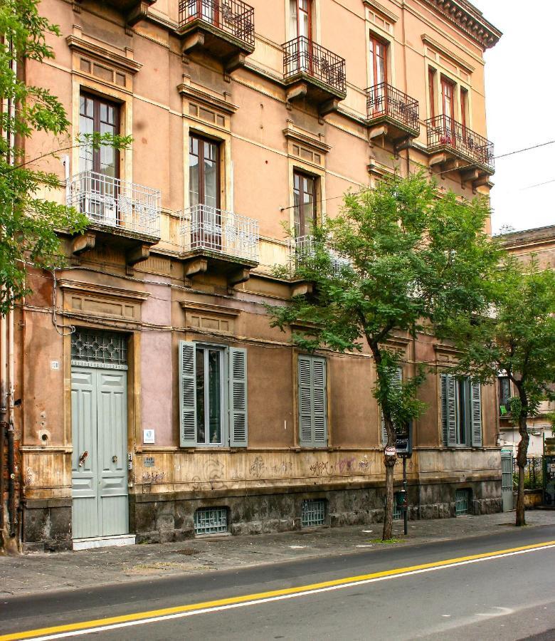 La Casa Di Isabella Acomodação com café da manhã Catânia Exterior foto